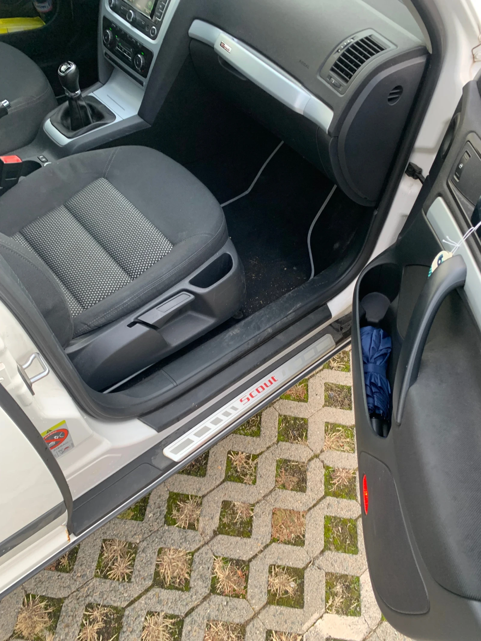 Skoda Octavia Scout, снимка 4 - Автомобили и джипове - 56644741