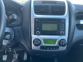 Kia Sportage 2, 0i 140 ps ГАЗ, снимка 11