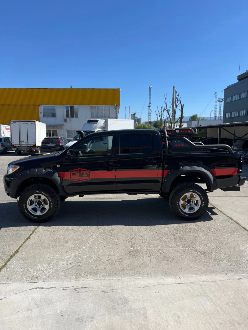 Toyota Hilux Цялостно реновиран, снимка 5 - Автомобили и джипове - 46220388