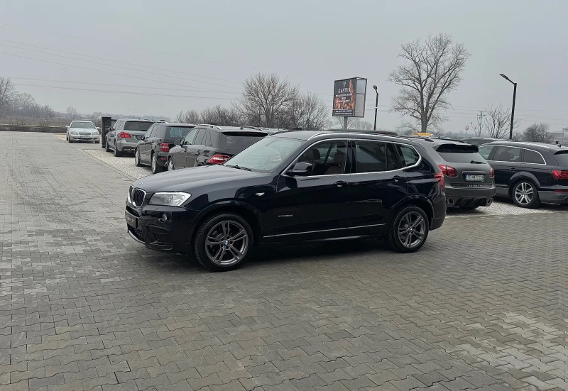 BMW X3 2.0d M-pack Подгрев/Камера/Панорама/Head-up, снимка 2 - Автомобили и джипове - 49151884