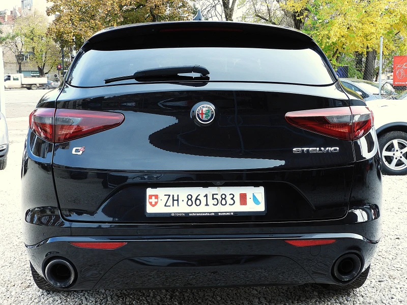 Alfa Romeo Stelvio 2.0ШВЕЙЦАРИЯ-ДИСТРОНИК/КОЖА/НАВИ/LANE ASSIST/4x4, снимка 5 - Автомобили и джипове - 51682052