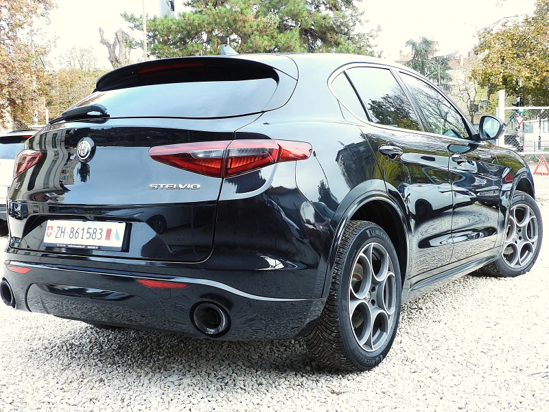 Alfa Romeo Stelvio 2.0ШВЕЙЦАРИЯ-ДИСТРОНИК/КОЖА/НАВИ/LANE ASSIST/4x4, снимка 4 - Автомобили и джипове - 51682052