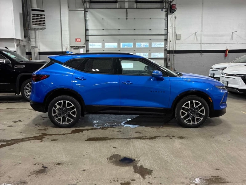 Chevrolet Blazer RS  CARFAX, снимка 2 - Автомобили и джипове - 53303956