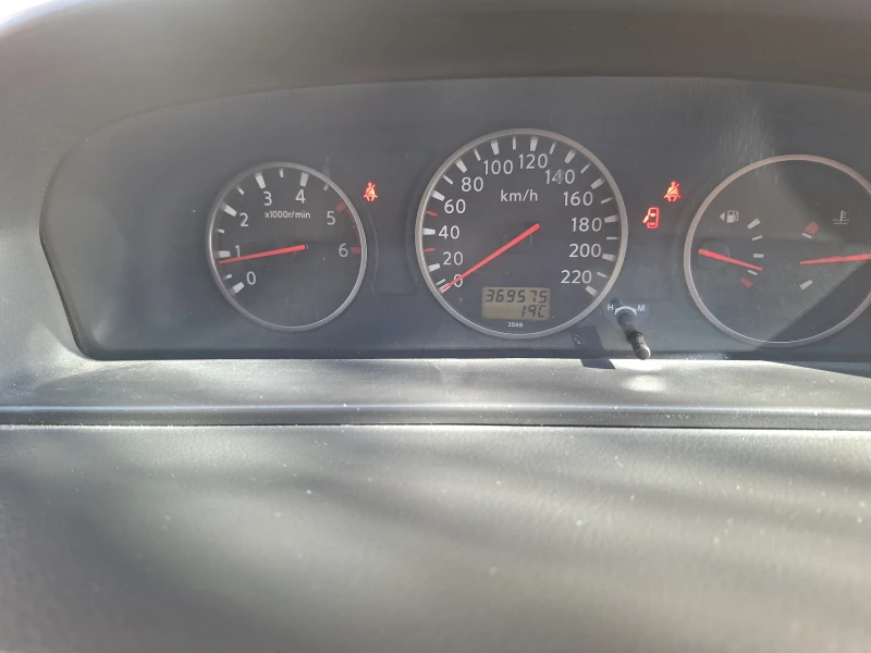 Nissan X-trail 2.2 DCI, снимка 5 - Автомобили и джипове - 53405148