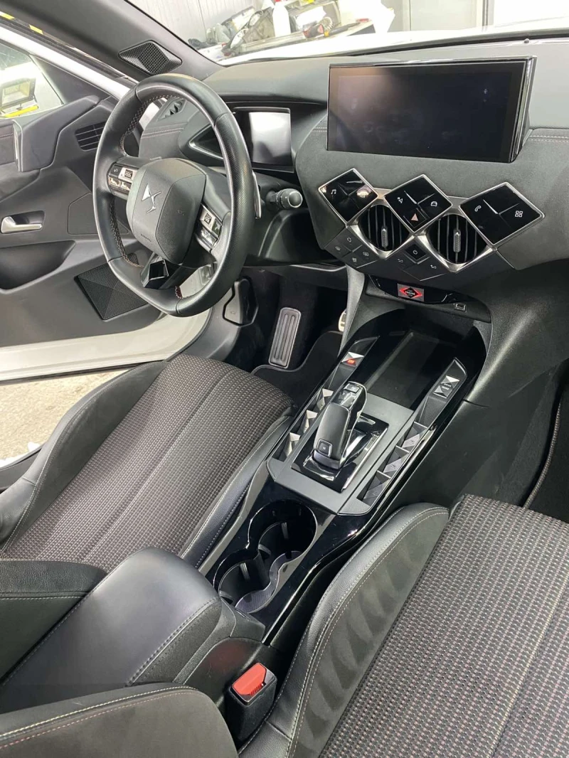 DS DS 3 Crossback 1, 2  76хил, снимка 8 - Автомобили и джипове - 53499826