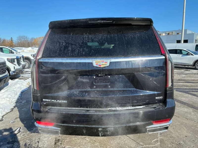 Cadillac Escalade * DISTRONIC* ТЕЛЕВИЗОРИ* NIGHT VISION* ОБДУХВАНЕ* , снимка 4 - Автомобили и джипове - 53512251