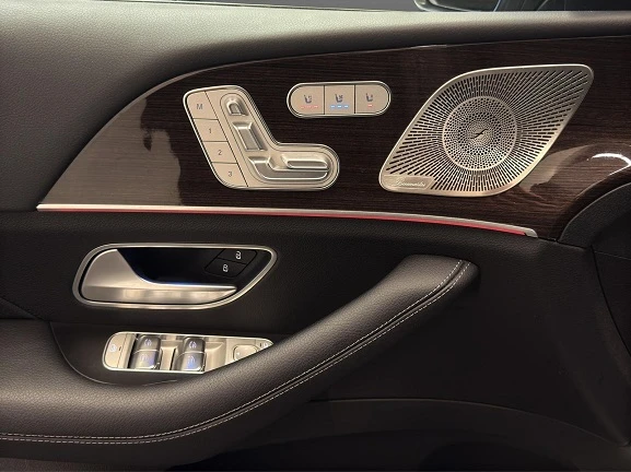 Mercedes-Benz GLE 350 de 4Matic = AMG Line = Premium Гаранция - изображение 6