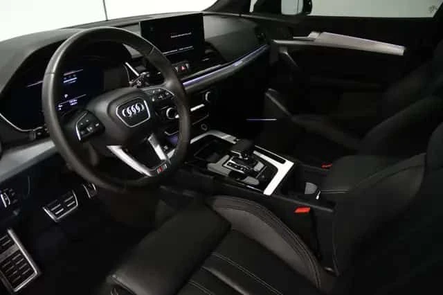 Audi Q5 * Technik / S Line Black Package / ОБДУХВАНЕ/ B&O, снимка 11 - Автомобили и джипове - 54431819