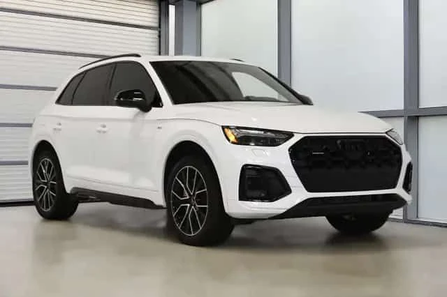 Audi Q5 * Technik / S Line Black Package / ОБДУХВАНЕ/ B&O