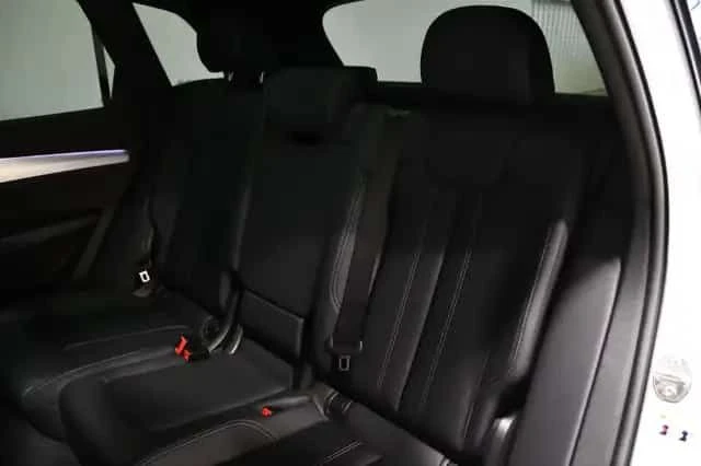 Audi Q5 * Technik / S Line Black Package / ОБДУХВАНЕ/ B&O, снимка 16 - Автомобили и джипове - 54431819