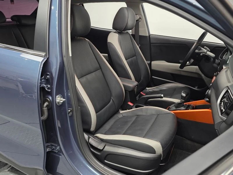Kia Stonic 1.4| 95к.с.| ВКЛ.ТЕХНОТЕСТ, снимка 10 - Автомобили и джипове - 55363300