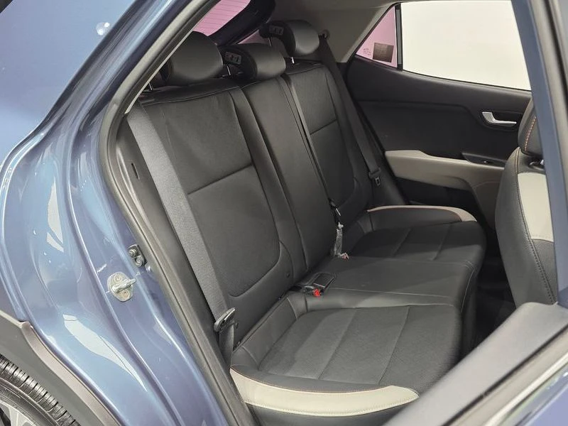 Kia Stonic 1.4| 95к.с.| ВКЛ.ТЕХНОТЕСТ, снимка 12 - Автомобили и джипове - 55363300