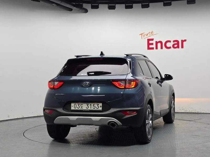Kia Stonic 1.4| 95к.с.| ВКЛ.ТЕХНОТЕСТ, снимка 4 - Автомобили и джипове - 55363300