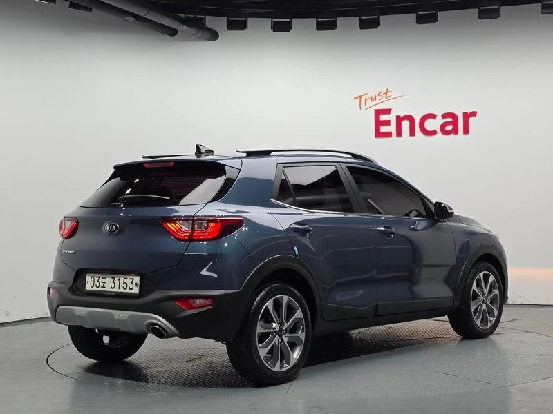 Kia Stonic 1.4| 95к.с.| ВКЛ.ТЕХНОТЕСТ, снимка 2 - Автомобили и джипове - 55363300