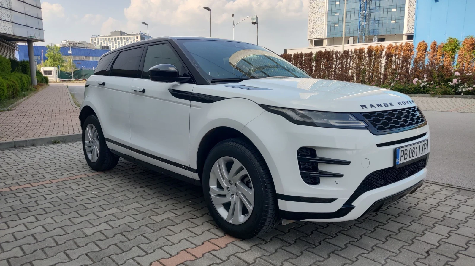 Land Rover Evoque R DYNAMIC 2000T 200hp - изображение 3