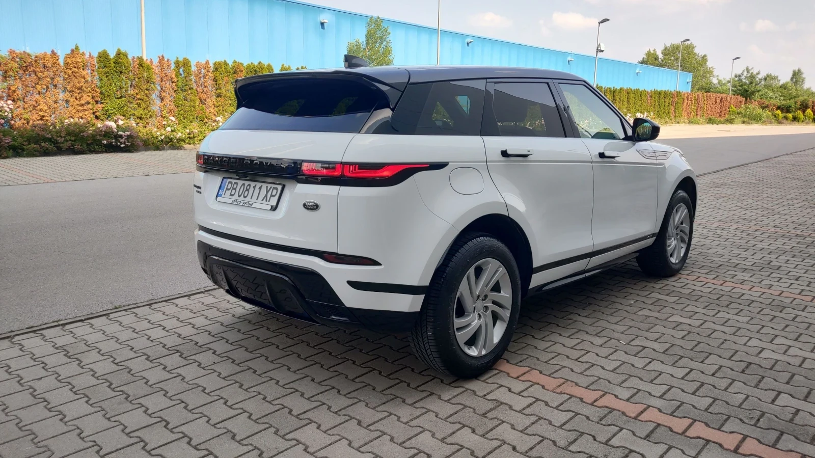 Land Rover Evoque R DYNAMIC 2000T 200hp - изображение 8