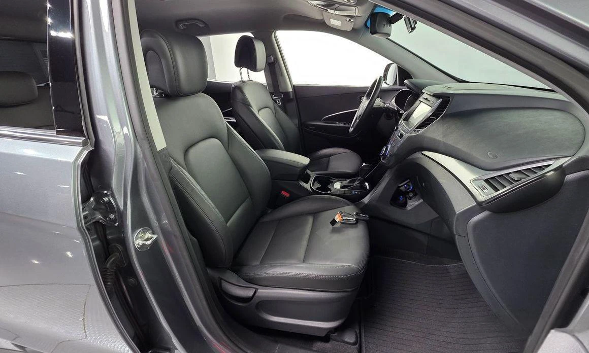 Hyundai Santa fe Diesel 2.0 2WD Premium * НАЙ-ДОБРА ЦЕНА В БЪЛГАРИЯ - изображение 10