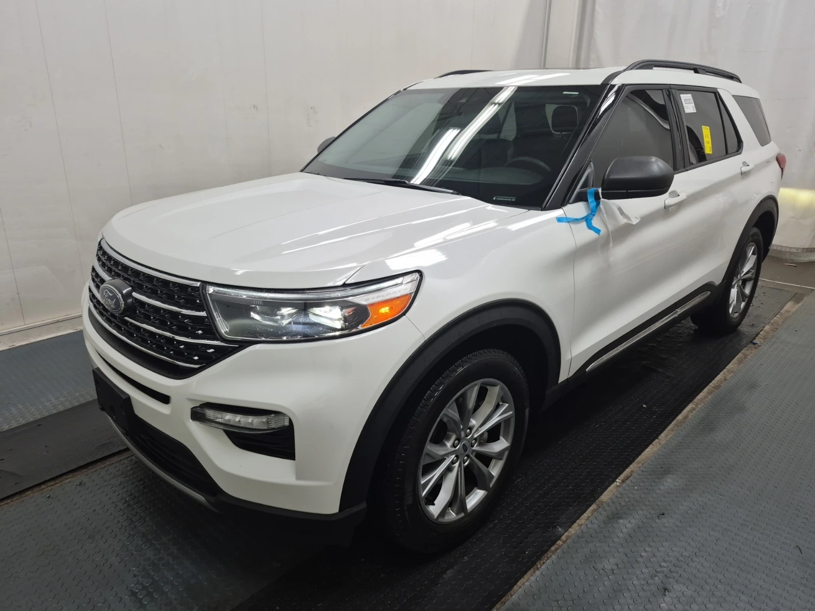 Ford Explorer XLT * CARFAX *    | Mobile.bg   1