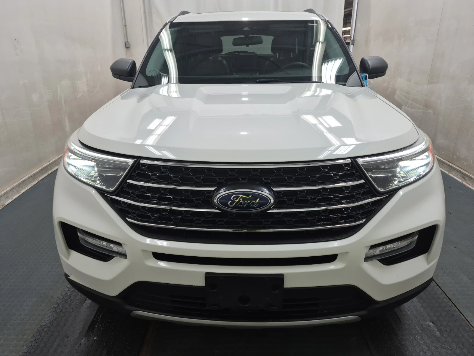 Ford Explorer XLT * CARFAX * БЕЗ ПЪРВОНАЧАЛНА ВНОСКА - изображение 2