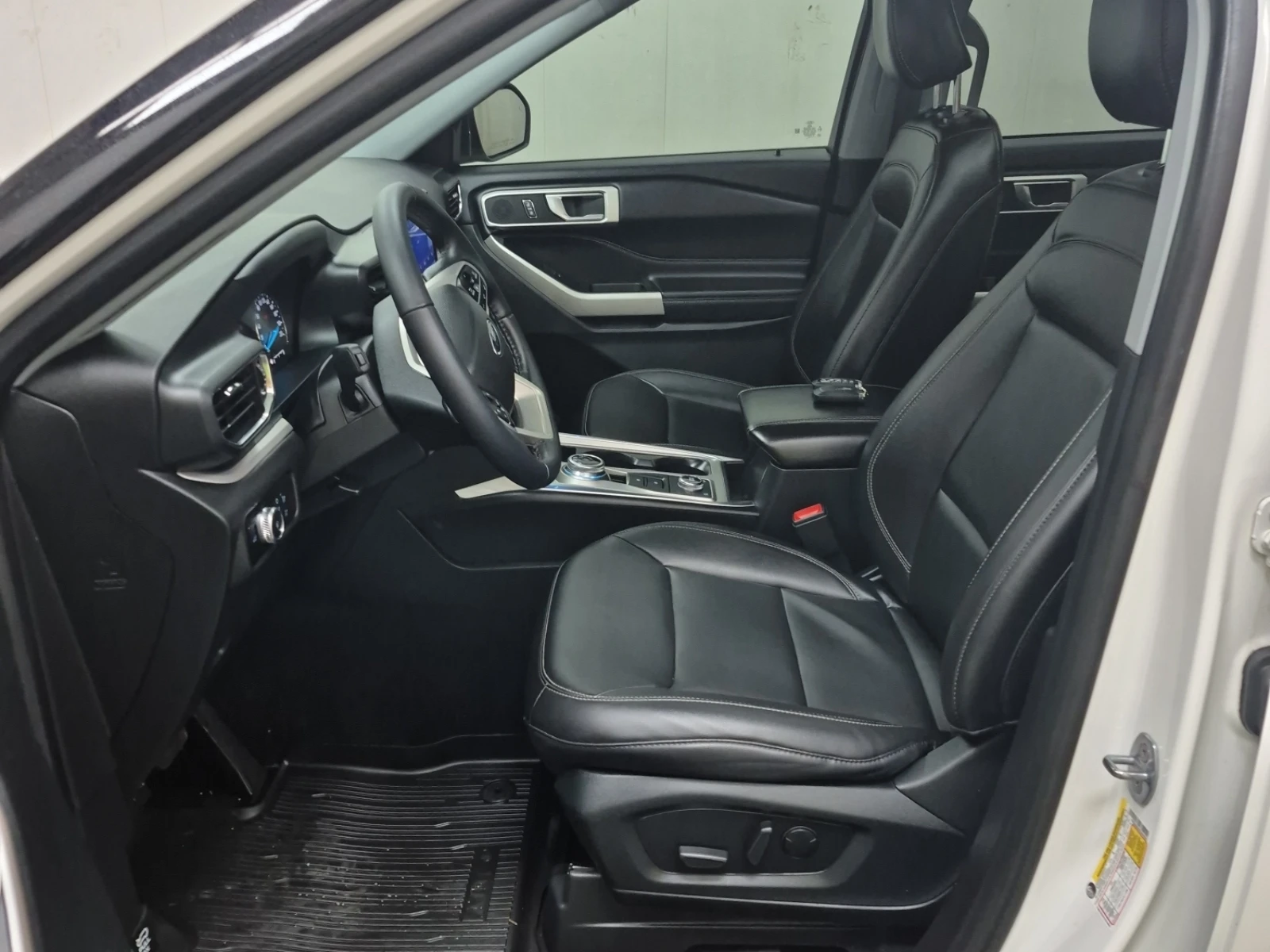 Ford Explorer XLT * CARFAX * БЕЗ ПЪРВОНАЧАЛНА ВНОСКА - изображение 8