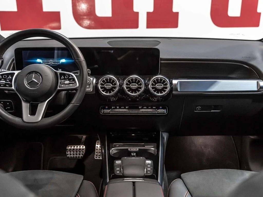 Mercedes-Benz GLB * GLB250 4MATIC * CARFAX * ЦЕНА ДО БГ - изображение 8