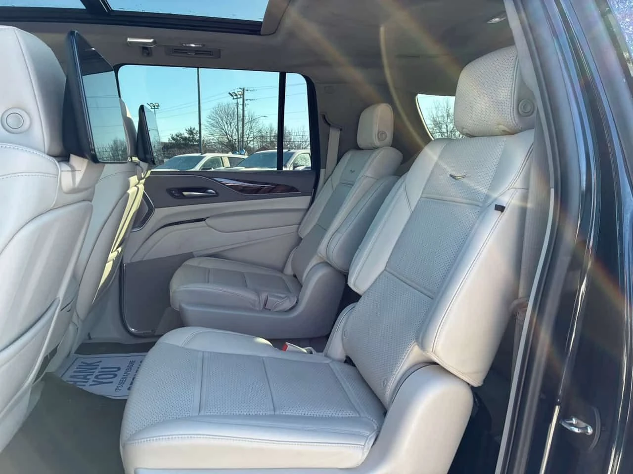 Cadillac Escalade * DISTRONIC* ТЕЛЕВИЗОРИ* NIGHT VISION* ОБДУХВАНЕ*  - изображение 9