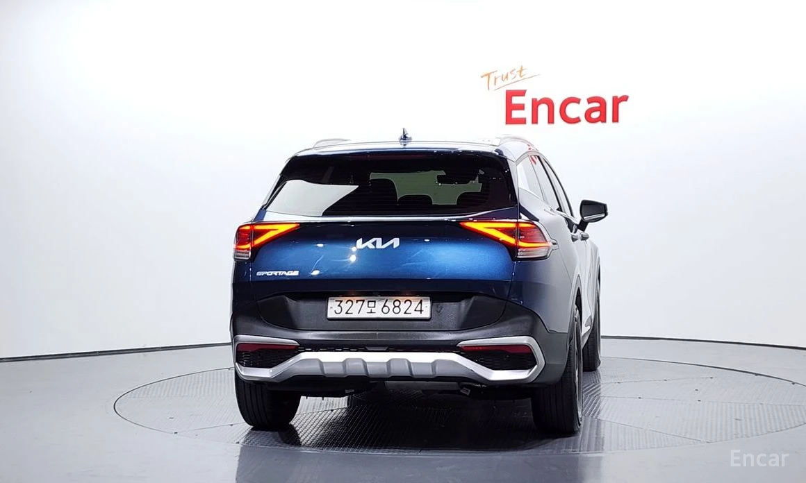 Kia Sportage 2.0* DIGITAL* ОБДУХВАНЕ* ПОДГРЕВ* КАМЕРА, снимка 4 - Автомобили и джипове - 54026212