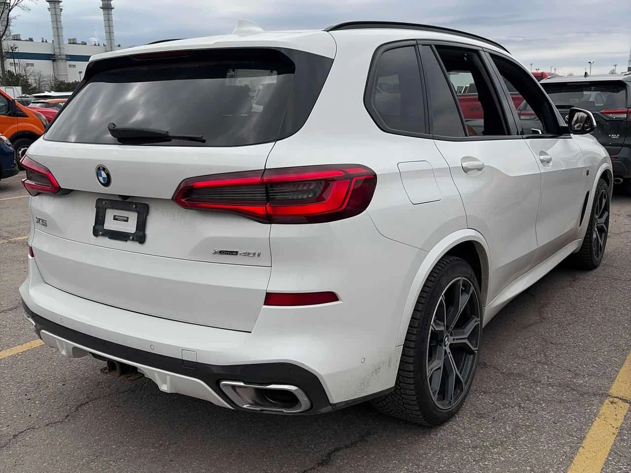 BMW X5 xDrive40i COMFORT SEATS| H/K| HEAD-UP| 360| , снимка 3 - Автомобили и джипове - 54307183