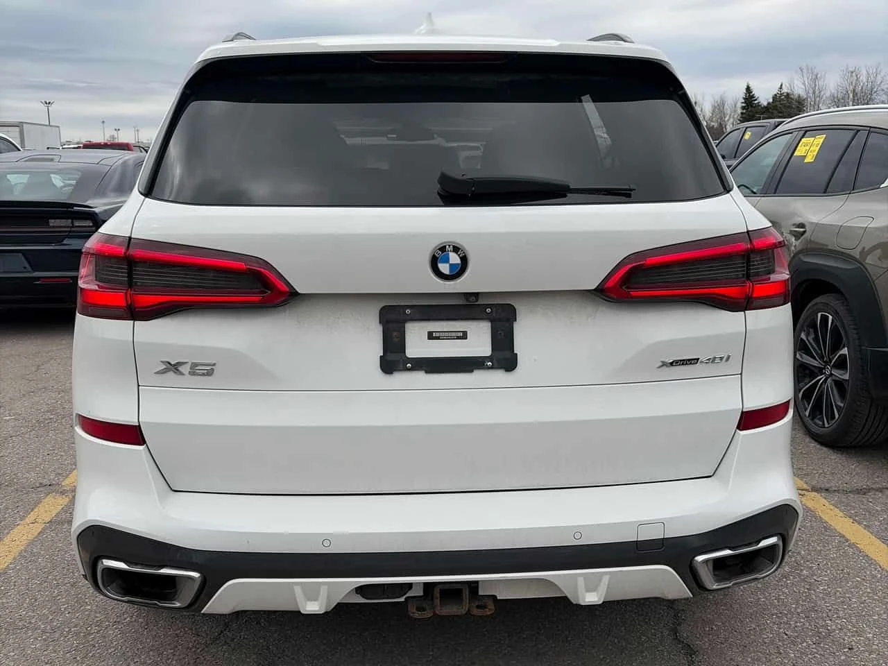 BMW X5 xDrive40i COMFORT SEATS| H/K| HEAD-UP| 360| , снимка 4 - Автомобили и джипове - 54307183