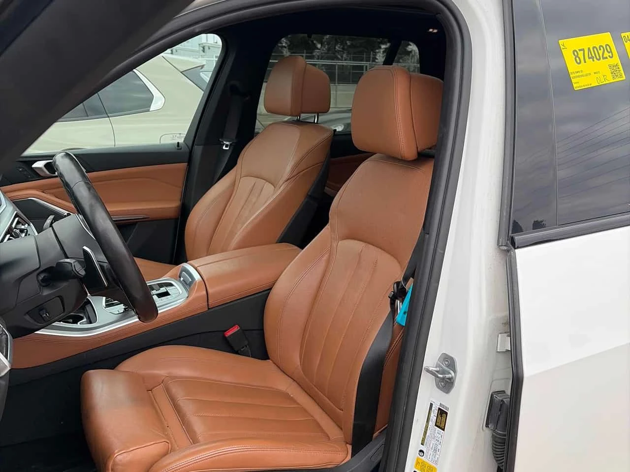 BMW X5 xDrive40i COMFORT SEATS| H/K| HEAD-UP| 360| , снимка 14 - Автомобили и джипове - 54307183