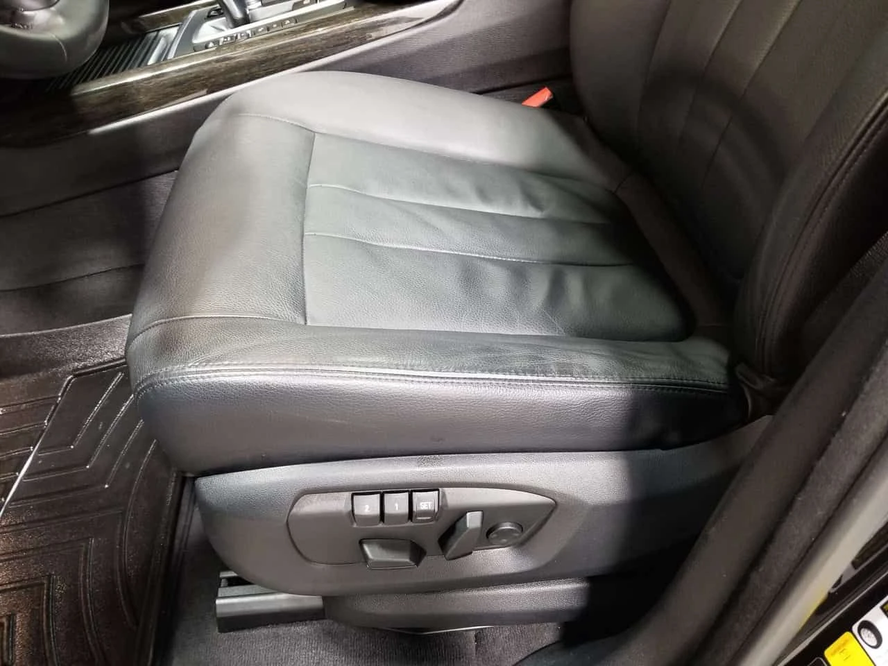 BMW X5 xDrive35i/ПАНОРАМА/7 Passengers/ПОДГРЕВИ, снимка 11 - Автомобили и джипове - 54424357