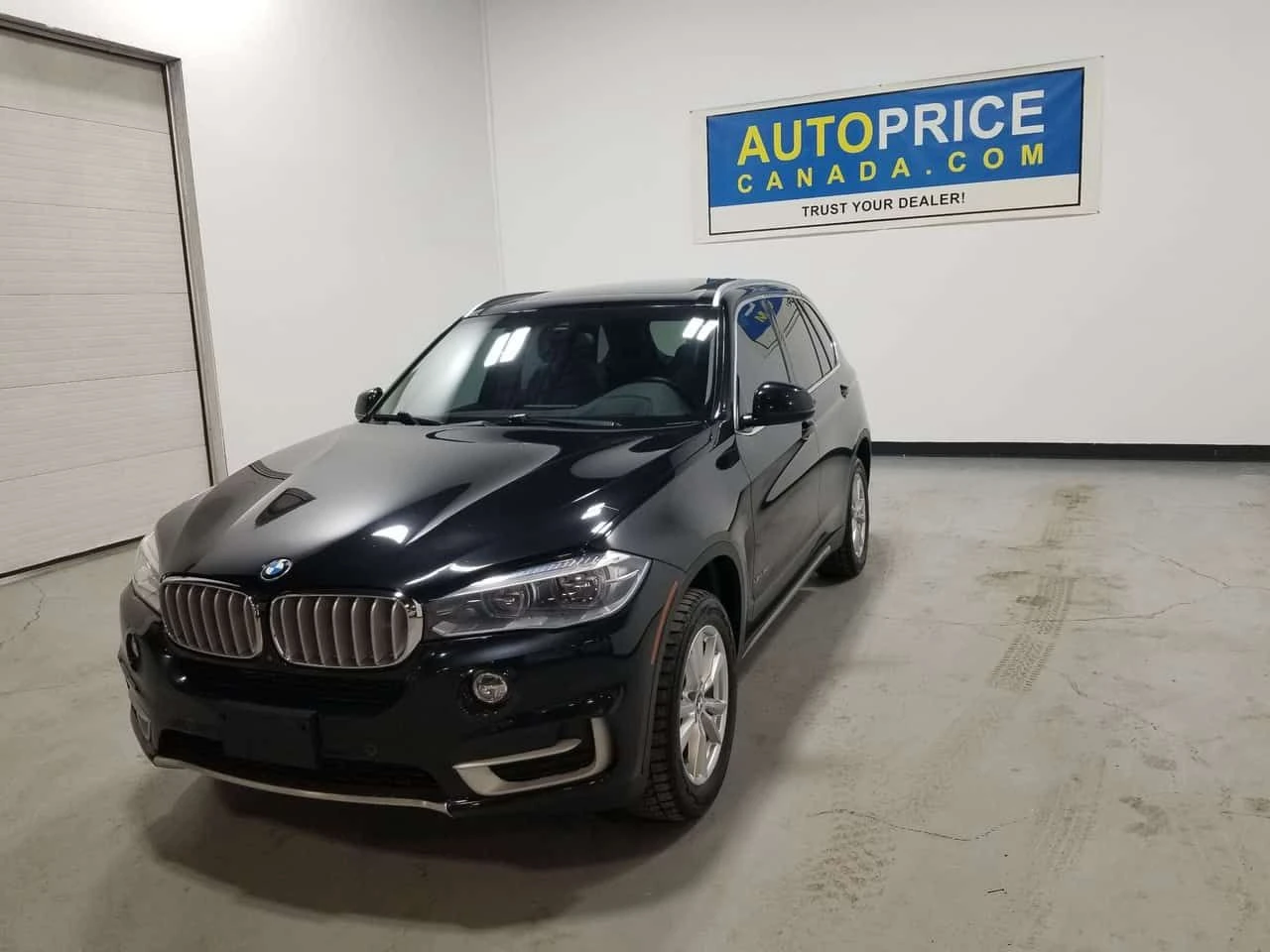BMW X5 xDrive35i/ПАНОРАМА/7 Passengers/ПОДГРЕВИ, снимка 3 - Автомобили и джипове - 54424357