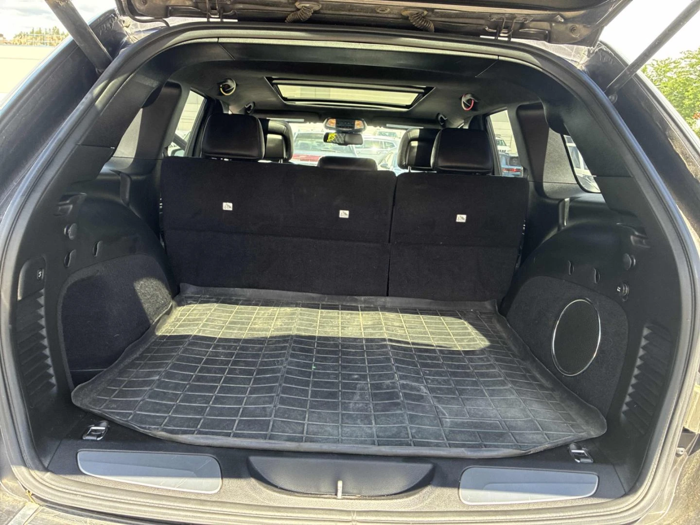 Jeep Grand cherokee SUMMIT* Distronic* Обдух* Подгрев, снимка 14 - Автомобили и джипове - 55271900