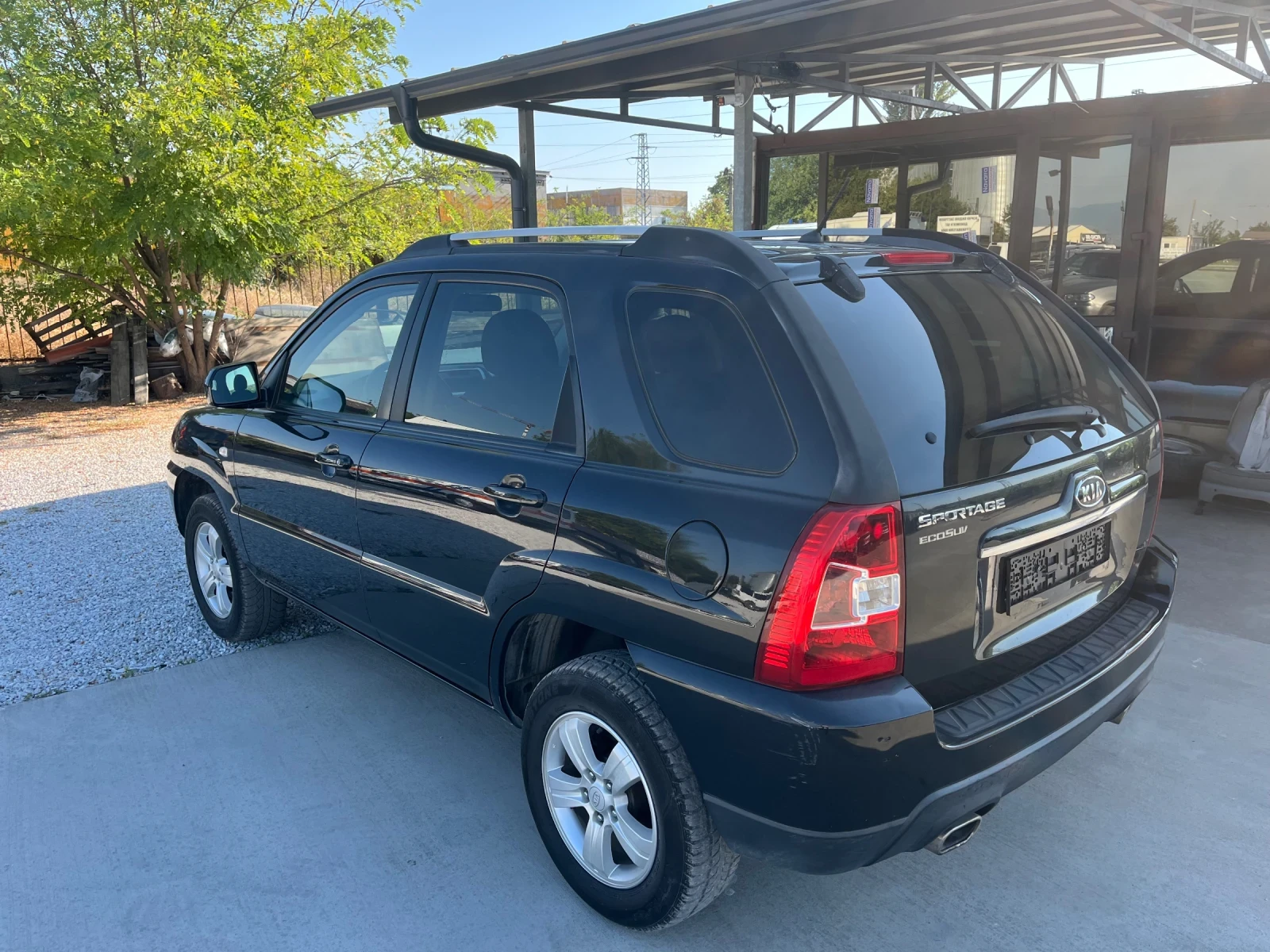 Kia Sportage 2, 0i 140 ps ГАЗ, снимка 4 - Автомобили и джипове - 55537574