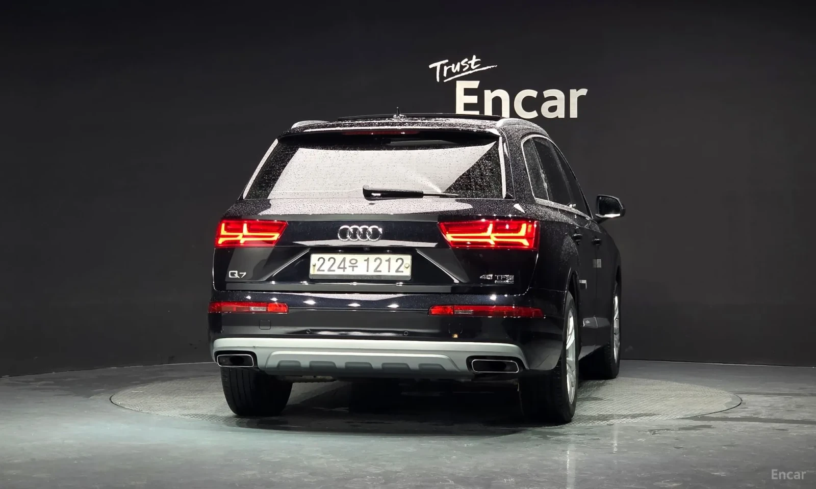 Audi Q7 Панорамен таван\Топ цена, снимка 4 - Автомобили и джипове - 55622382