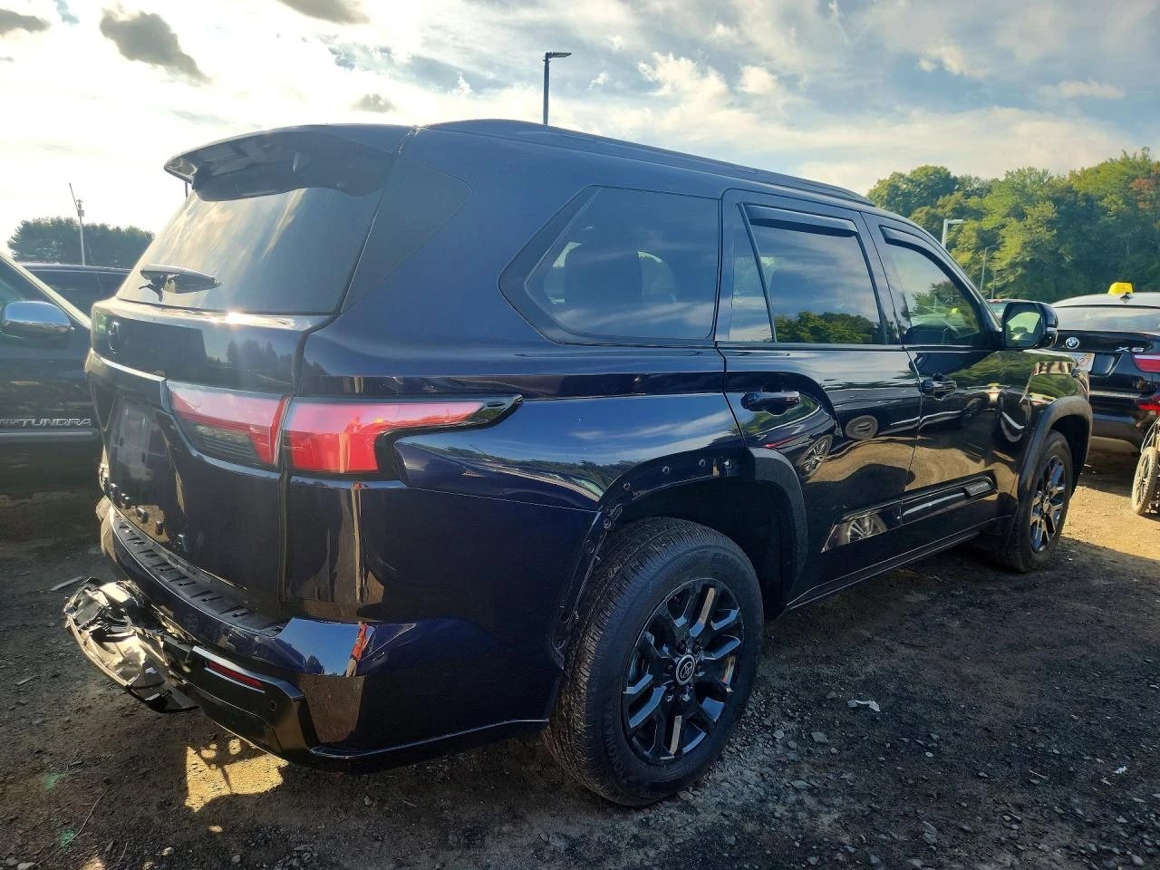Toyota Sequoia PLATINUM EDITION| DISTRONIC| HEAD UP| КРАЙНА ЦЕНА, снимка 6 - Автомобили и джипове - 56164958