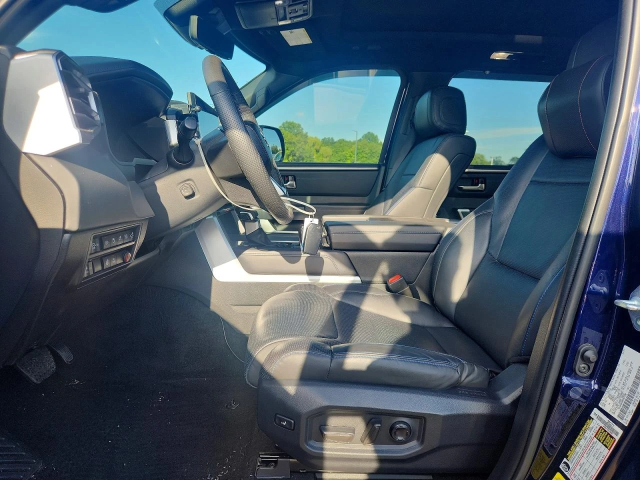 Toyota Sequoia PLATINUM EDITION| DISTRONIC| HEAD UP| КРАЙНА ЦЕНА, снимка 7 - Автомобили и джипове - 56164958