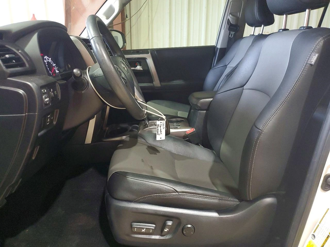 Toyota 4runner SR5* 4X4* PREMIUM* DISTRONIC* BLIND-SPOT* LANE-AS* | Mobile.bg � ����������� 8