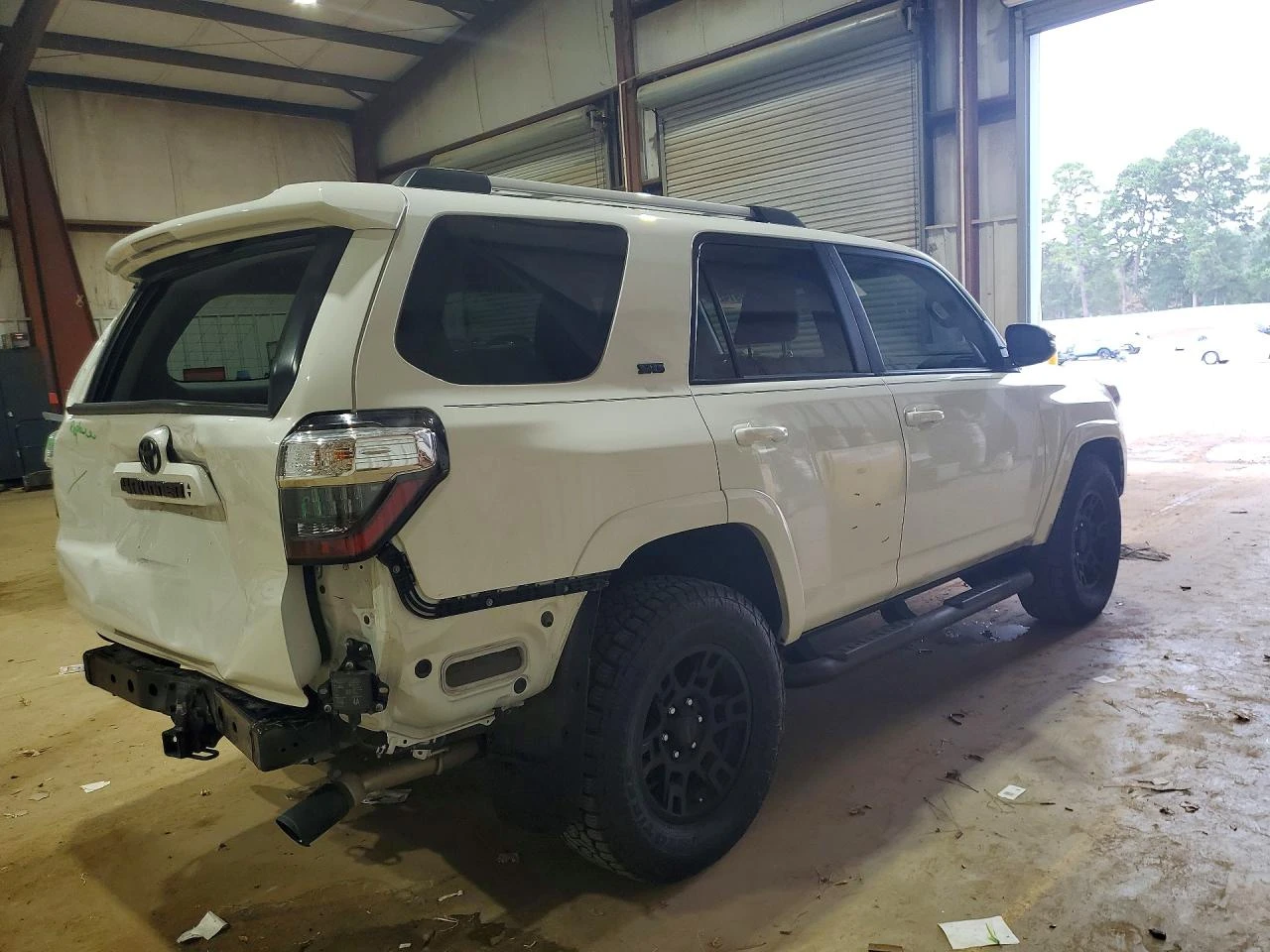 Toyota 4runner SR5* 4X4* PREMIUM* DISTRONIC* BLIND-SPOT* LANE-AS* | Mobile.bg � ����������� 4