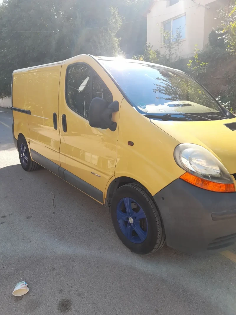 Renault Trafic, снимка 2 - Бусове и автобуси - 47216847