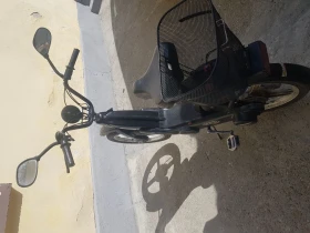     Piaggio B 2001