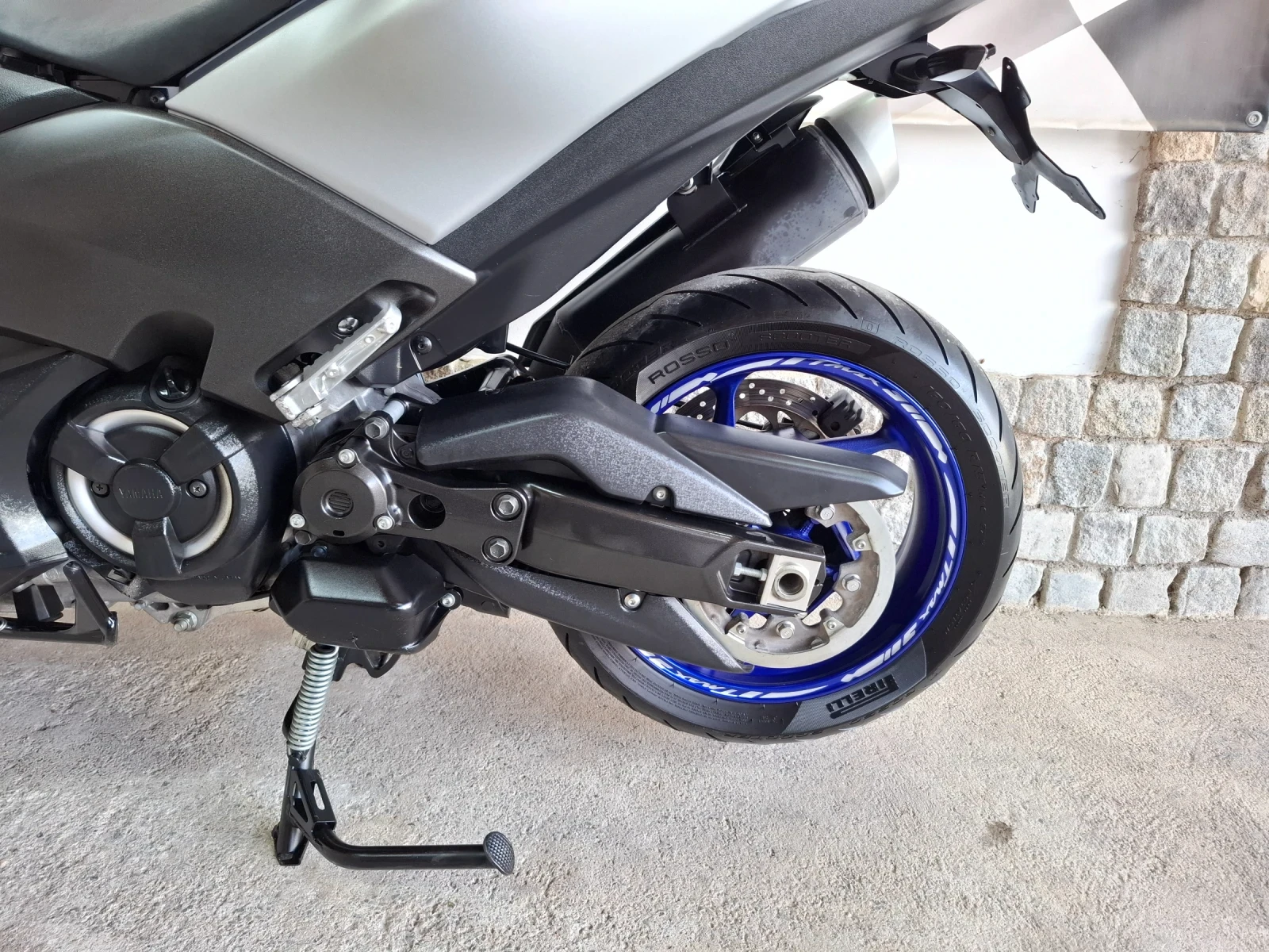 Yamaha T-max  - изображение 4