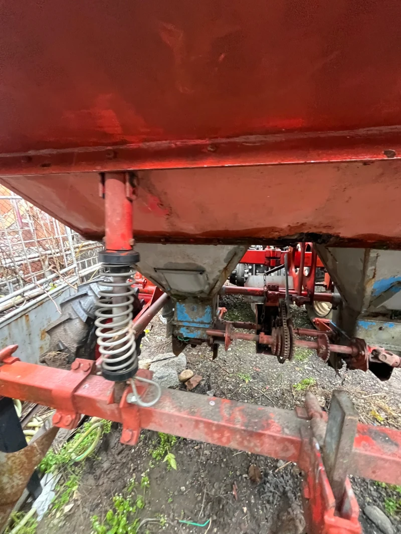 Сеялка Друга марка, снимка 11 - Селскостопанска техника - 52671521