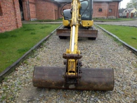Багер Komatsu PC50, снимка 1