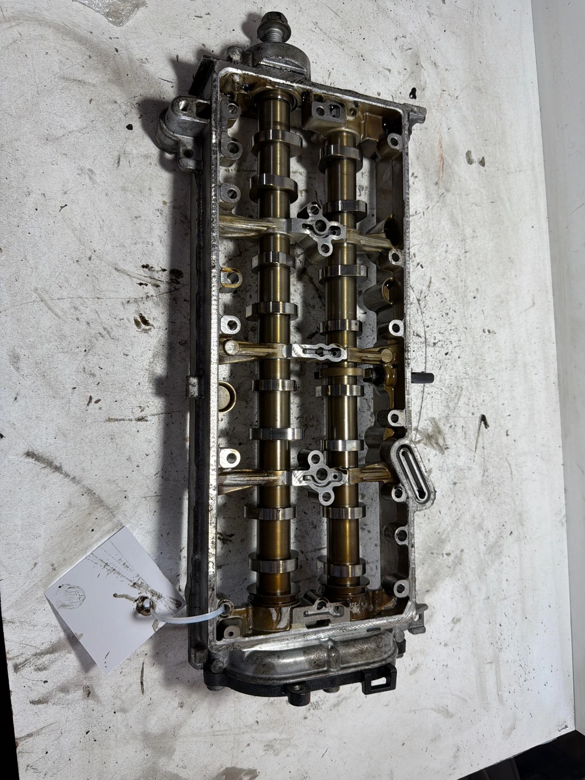 разпределителни валове 04L103292F 04L103308C 04L109285 Ауди А4 2.0 TDI