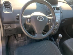 Toyota Yaris 1.33VVT-i  | Mobile.bg    14