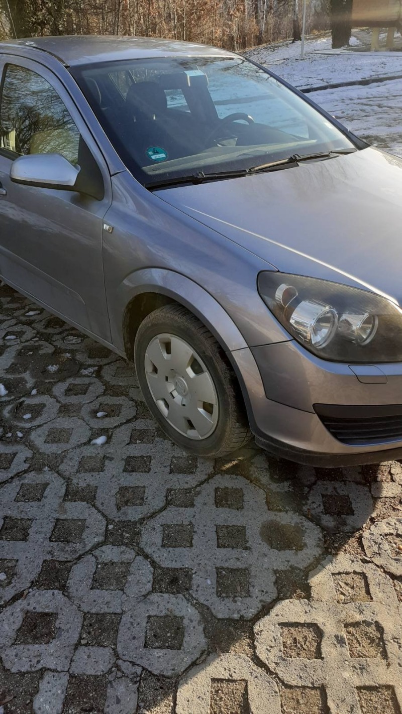Opel Astra, снимка 6 - Автомобили и джипове - 43816175