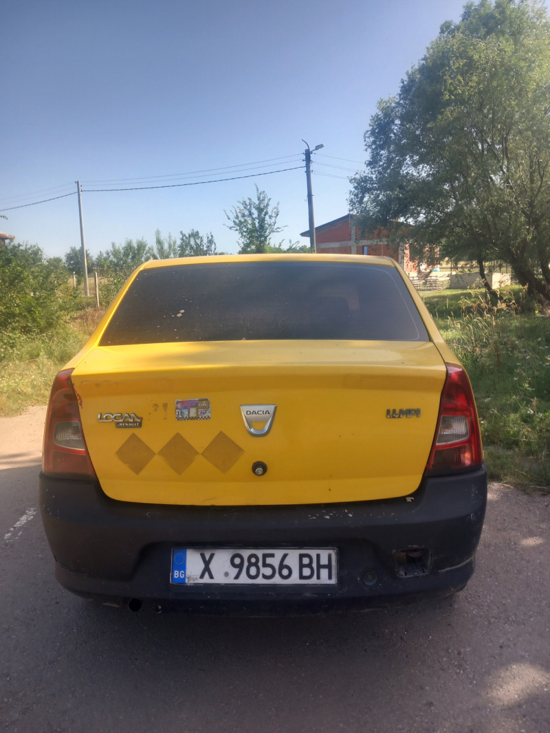 Dacia Logan, снимка 4 - Автомобили и джипове - 46321904