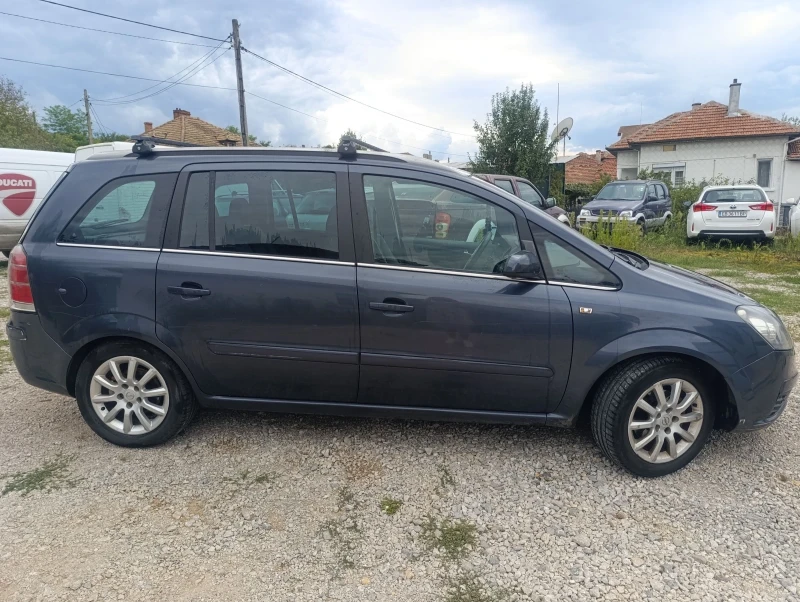 Opel Zafira, снимка 2 - Автомобили и джипове - 47799935