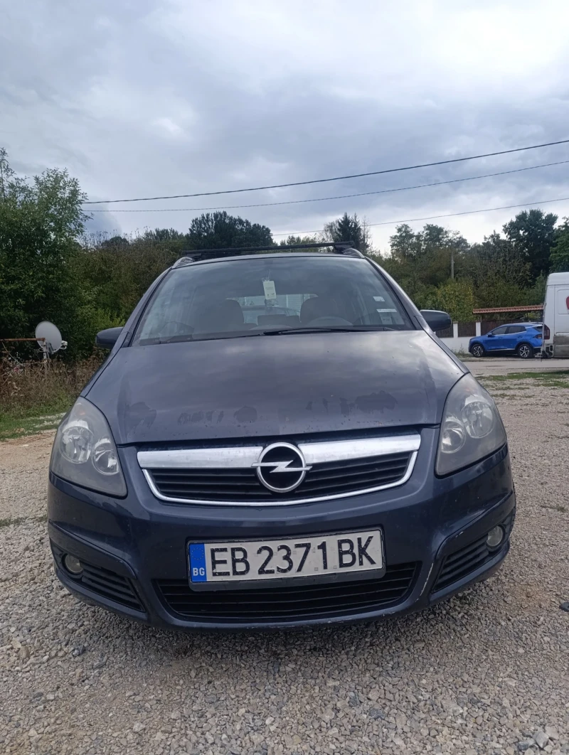 Opel Zafira, снимка 1 - Автомобили и джипове - 47799935